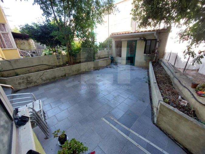 Apartamento T2 para Venda em Venteira Foto 4