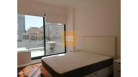 Apartamento para Venda em Ramalde