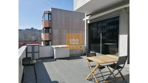 Apartamento para Venda em Ramalde