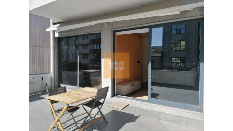 Apartamento para Venda em Ramalde