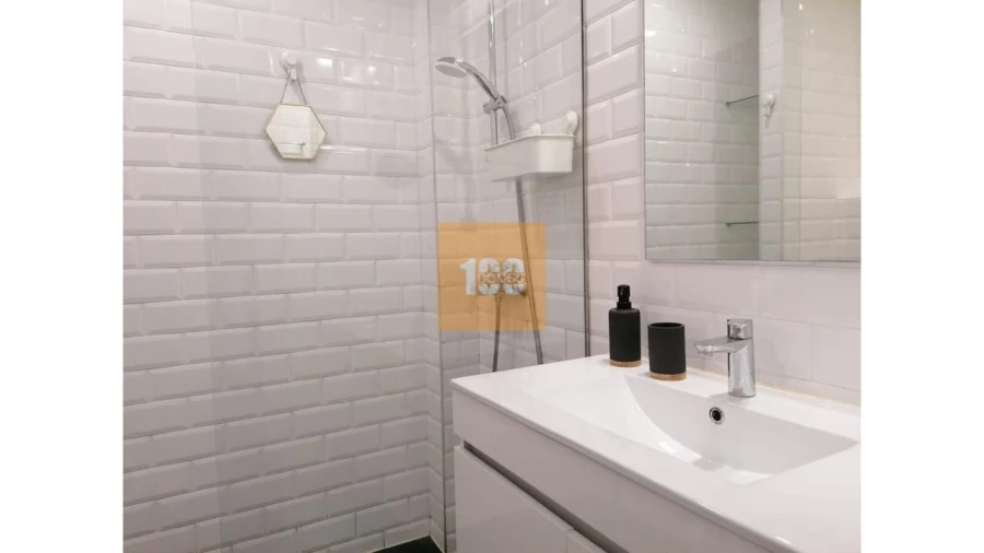 Apartamento para Venda em Ramalde Foto 8