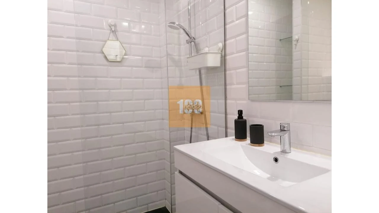 Apartamento para Venda em Ramalde Foto 8