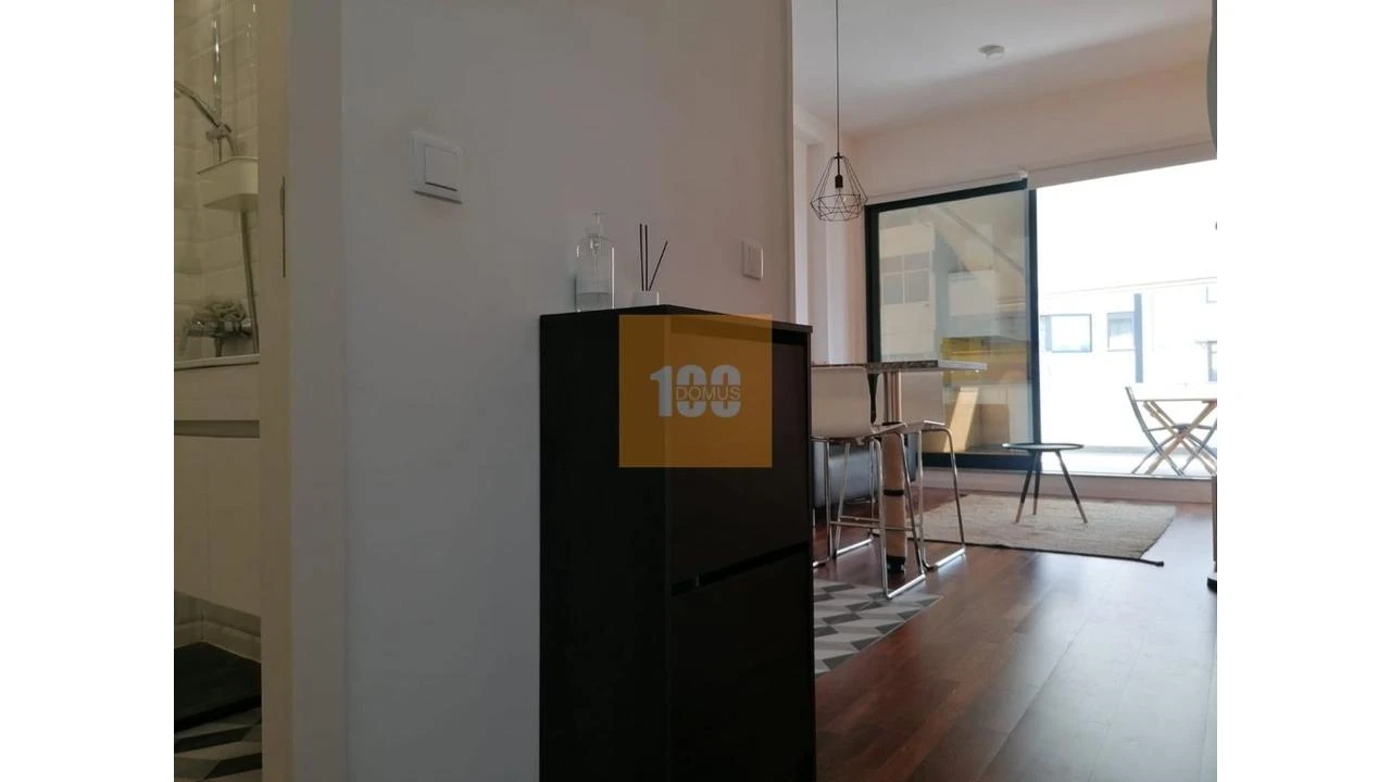 Apartamento para Venda em Ramalde Foto 2