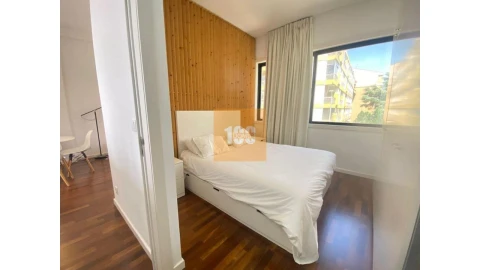 Apartamento para Venda em Ramalde