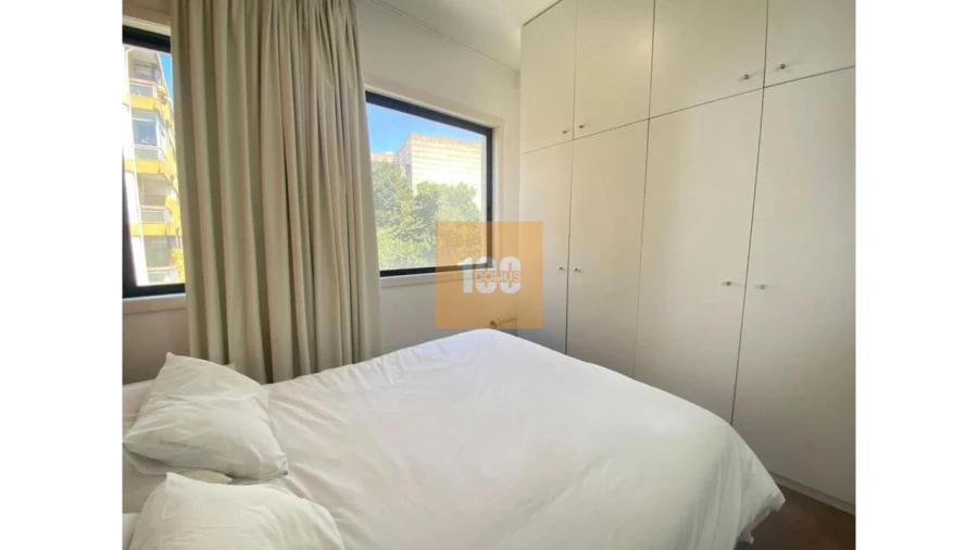 Apartamento para Venda em Ramalde Foto 11