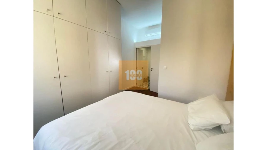 Apartamento para Venda em Ramalde Foto 12