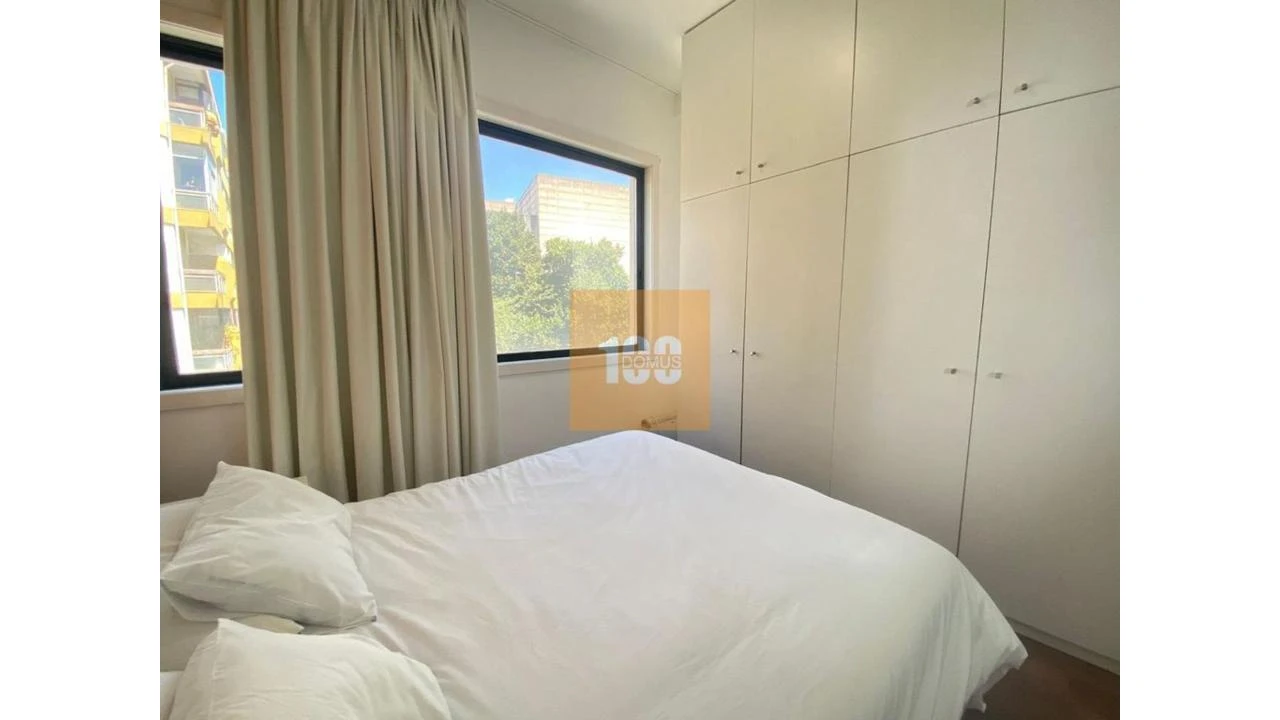 Apartamento para Venda em Ramalde Foto 11