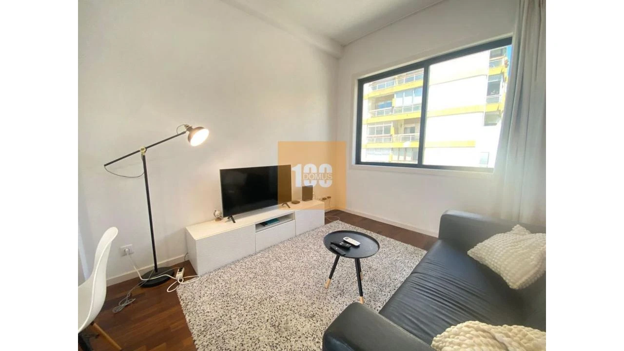 Apartamento para Venda em Ramalde Foto 5