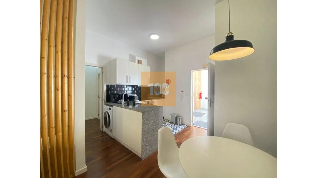 Apartamento para Venda em Ramalde Foto 7