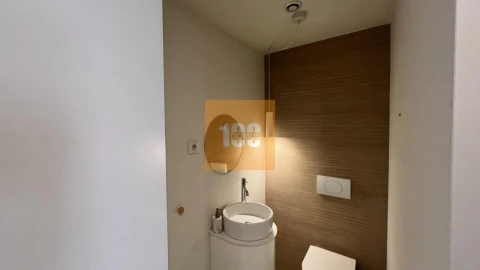 Apartamento T2 para Venda em Lordelo do Ouro e Massarelos
