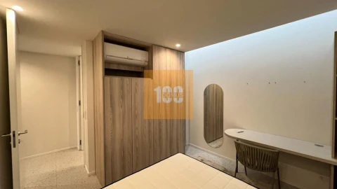 Apartamento T2 para Venda em Lordelo do Ouro e Massarelos