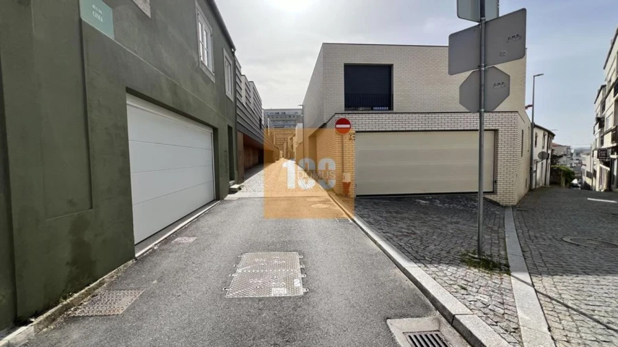 Apartamento T2 para Venda em Lordelo do Ouro e Massarelos Foto 22