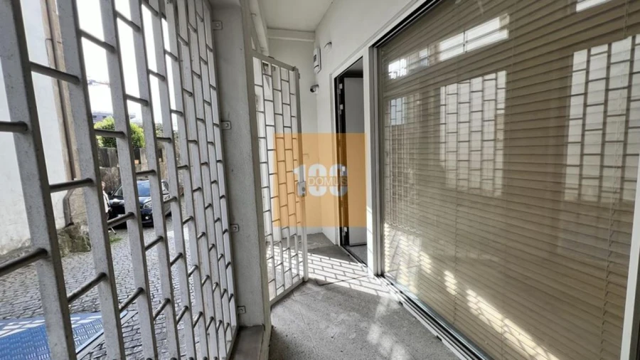 Apartamento T2 para Venda em Lordelo do Ouro e Massarelos Foto 20