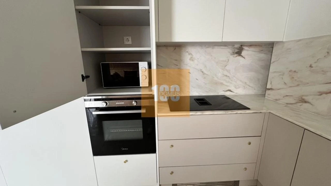Apartamento T2 para Venda em Lordelo do Ouro e Massarelos Foto 5