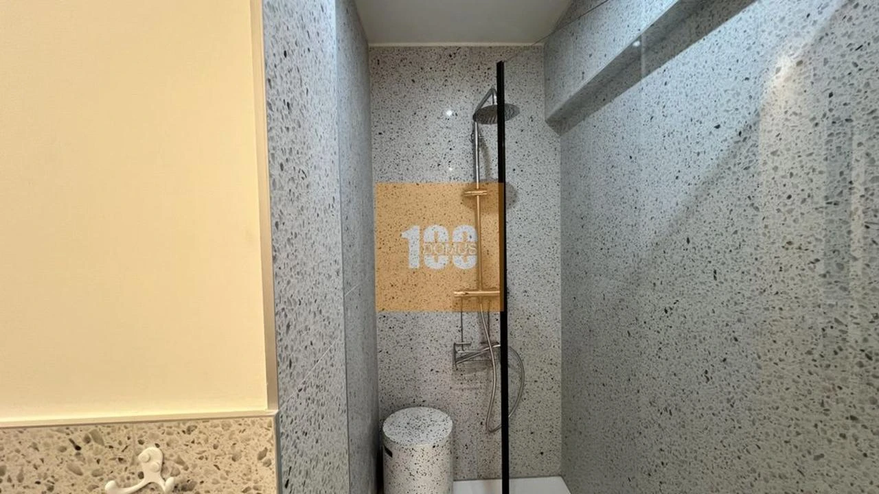 Apartamento T2 para Venda em Lordelo do Ouro e Massarelos Foto 8