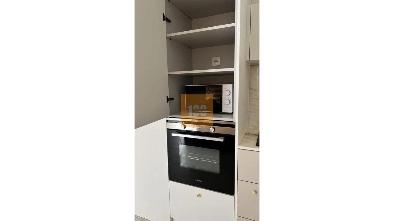 Apartamento T2 para Venda em Lordelo do Ouro e Massarelos Foto 4
