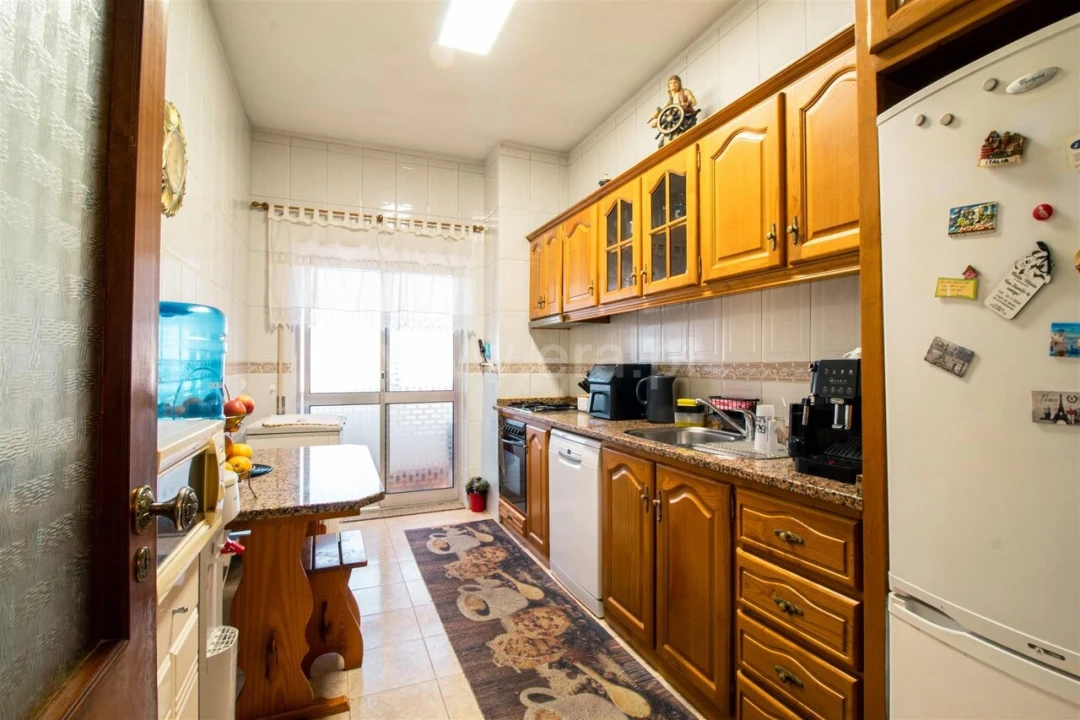 Apartamento T2 para Venda em Oliveira do Douro Foto 5
