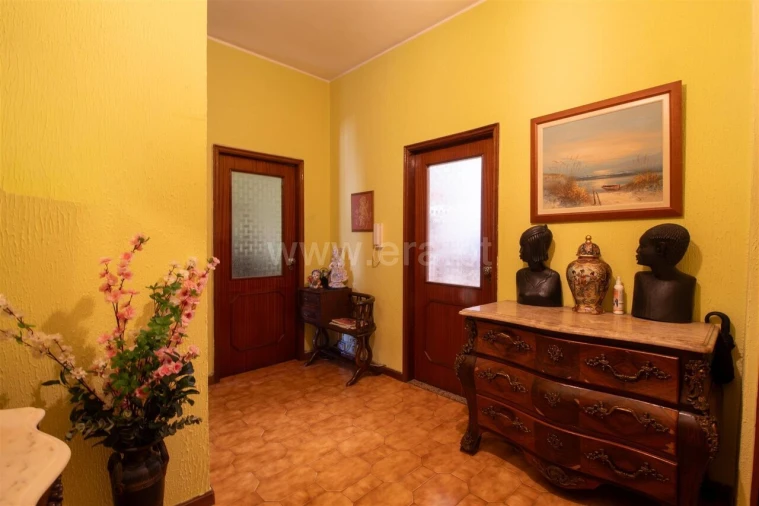 Apartamento T2 para Venda em Oliveira do Douro Foto 7