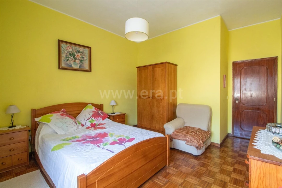 Apartamento T2 para Venda em Oliveira do Douro Foto 12