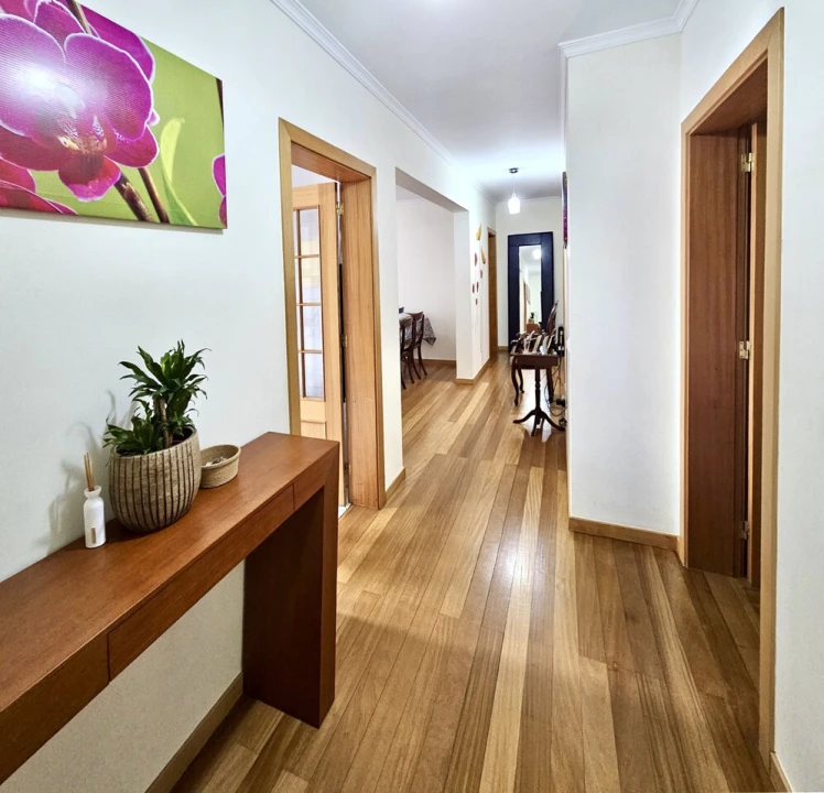 Apartamento T3 para Venda em Caniço Foto 6