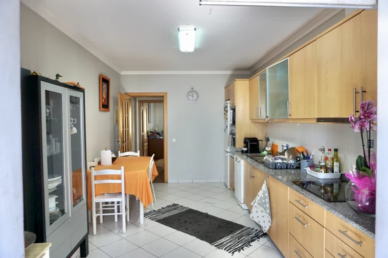 Apartamento T3 para Venda em Caniço Foto 8