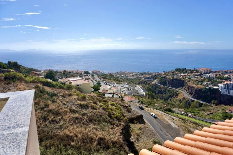 Apartamento T3 para Venda em Caniço Foto 14