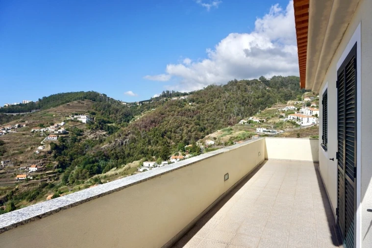 Apartamento T3 para Venda em Caniço Foto 15