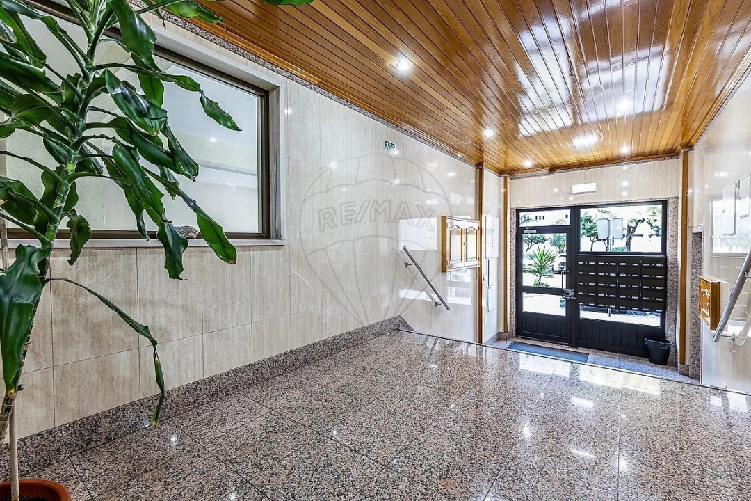 Apartamento T2 para Venda em Póvoa de Santa Iria e Forte da Casa Foto 31