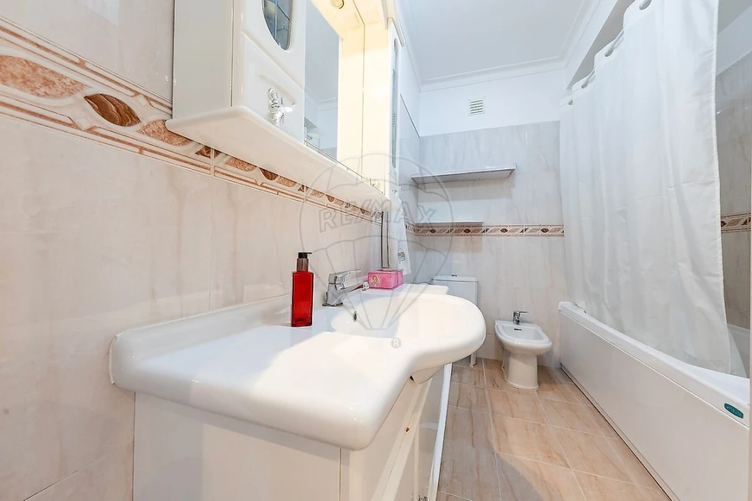 Apartamento T2 para Venda em Póvoa de Santa Iria e Forte da Casa Foto 18