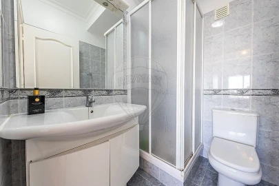 Apartamento T2 para Venda em Póvoa de Santa Iria e Forte da Casa