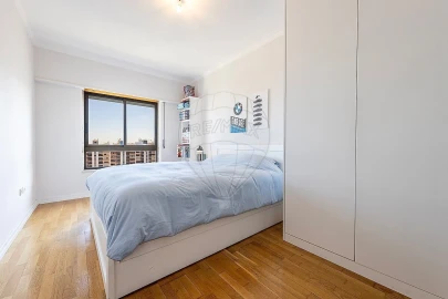 Apartamento T2 para Venda em Póvoa de Santa Iria e Forte da Casa