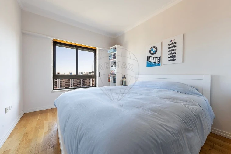 Apartamento T2 para Venda em Póvoa de Santa Iria e Forte da Casa Foto 25