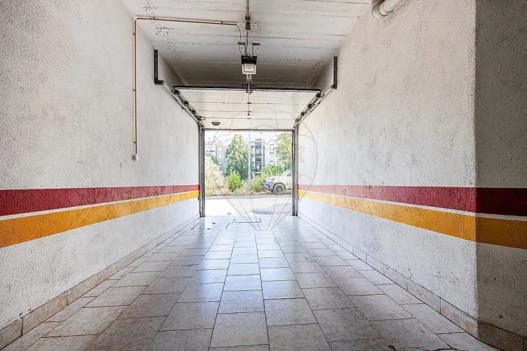 Apartamento T2 para Venda em Póvoa de Santa Iria e Forte da Casa Foto 30