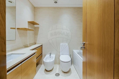 Apartamento T4 para Venda em Alfragide