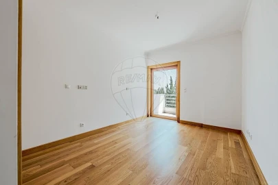 Apartamento T4 para Venda em Alfragide