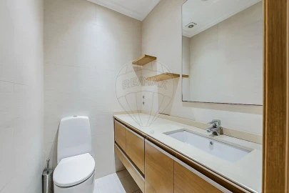 Apartamento T4 para Venda em Alfragide