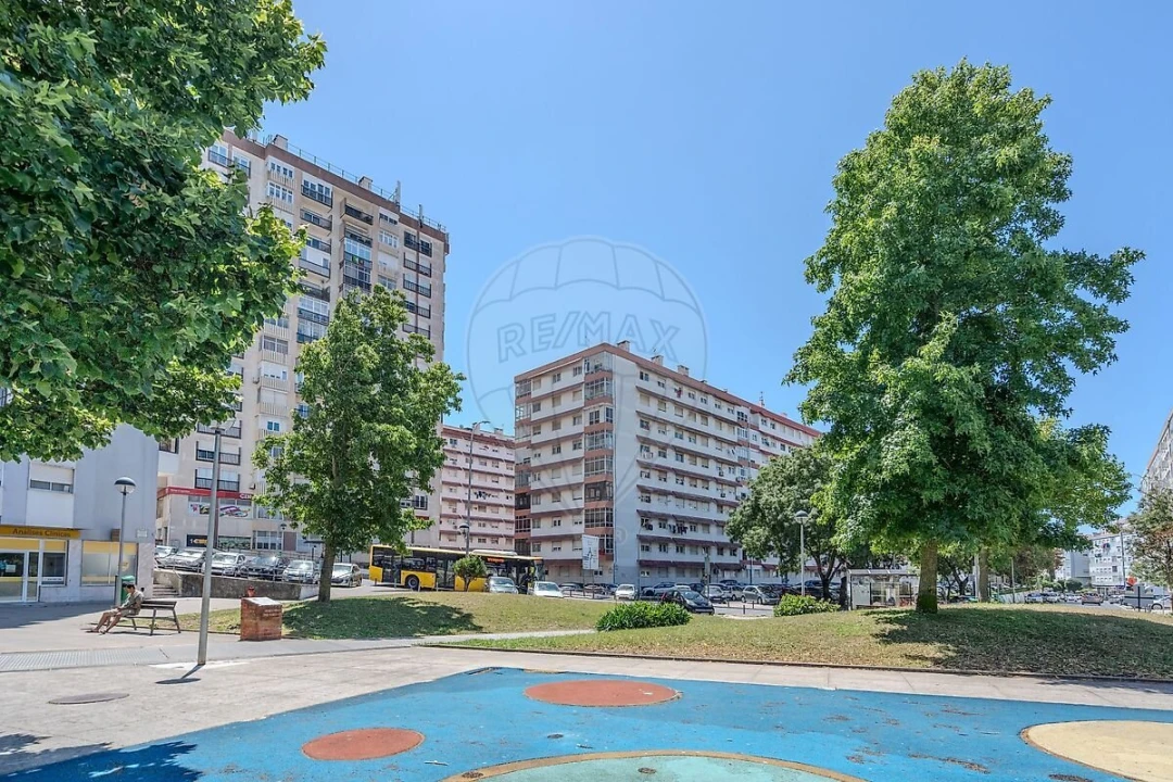 Apartamento T2 para Venda em Mina de Água Foto 24