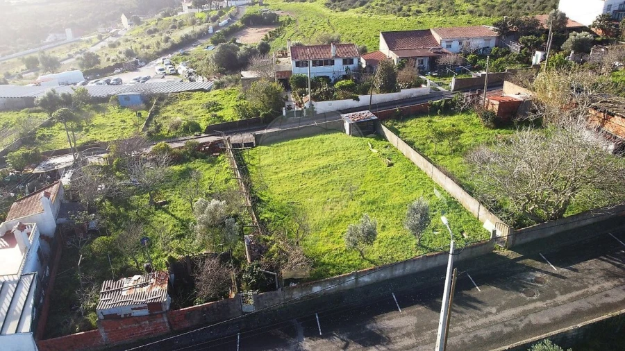 Terreno para Venda em Cacém e São Marcos Foto 3