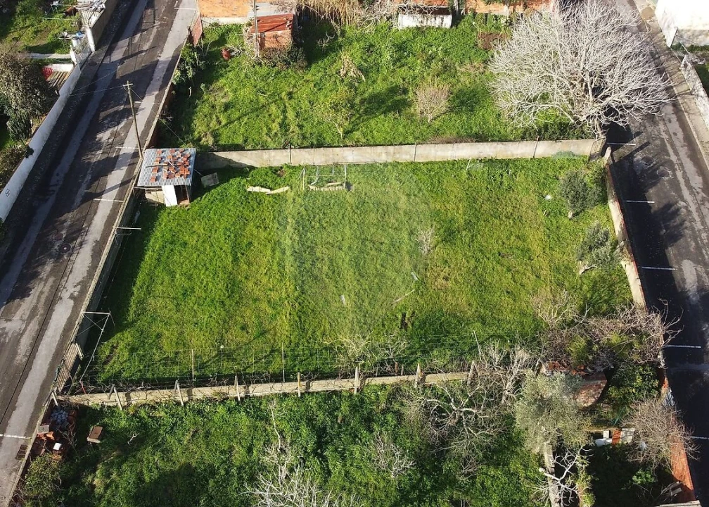 Terreno para Venda em Cacém e São Marcos Foto 2