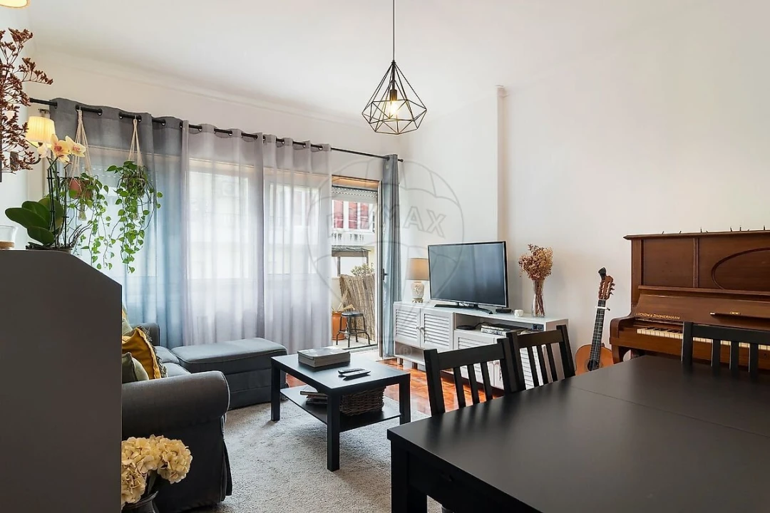 Apartamento T3 para Venda em Oeiras e São Julião da Barra, Paço de Arcos e Caxias Foto 2