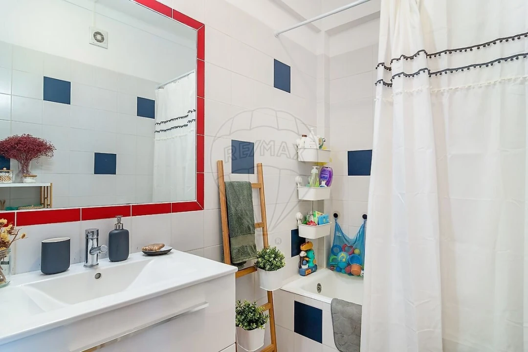 Apartamento T3 para Venda em Oeiras e São Julião da Barra, Paço de Arcos e Caxias Foto 9
