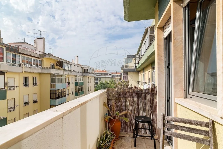 Apartamento T3 para Venda em Oeiras e São Julião da Barra, Paço de Arcos e Caxias Foto 5