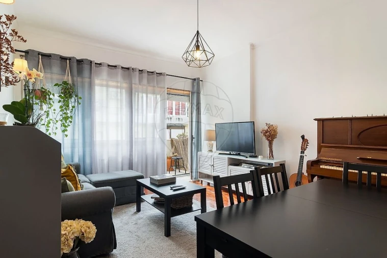 Apartamento T3 para Venda em Oeiras e São Julião da Barra, Paço de Arcos e Caxias Foto 2