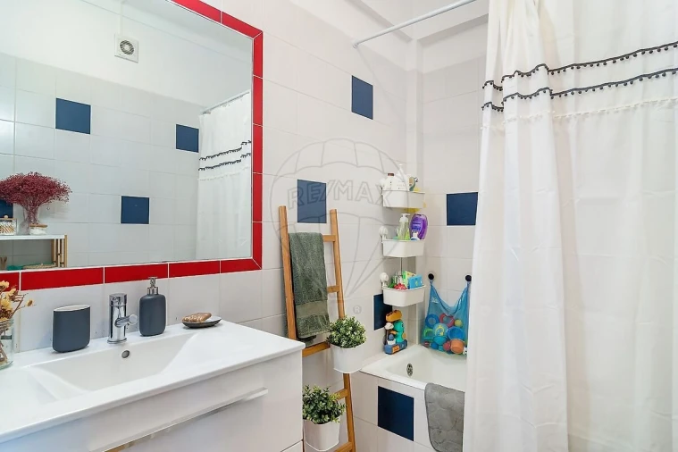 Apartamento T3 para Venda em Oeiras e São Julião da Barra, Paço de Arcos e Caxias Foto 9