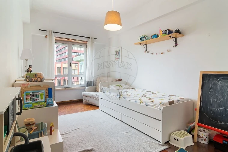 Apartamento T3 para Venda em Oeiras e São Julião da Barra, Paço de Arcos e Caxias Foto 6