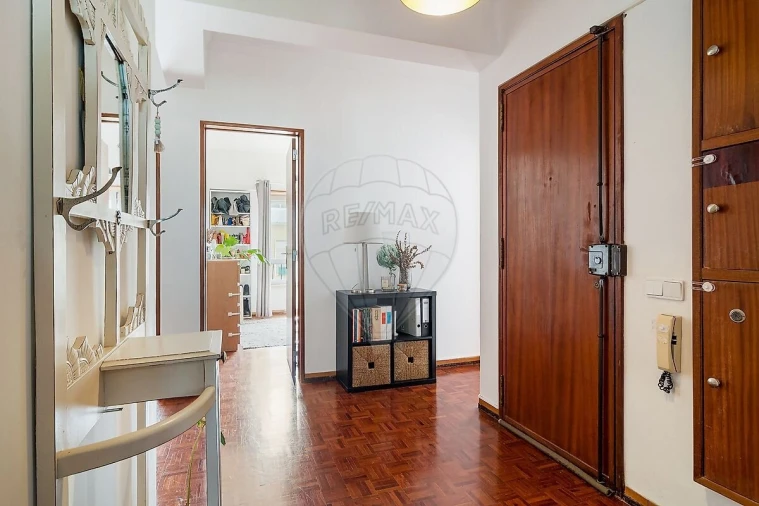 Apartamento T3 para Venda em Oeiras e São Julião da Barra, Paço de Arcos e Caxias Foto 3