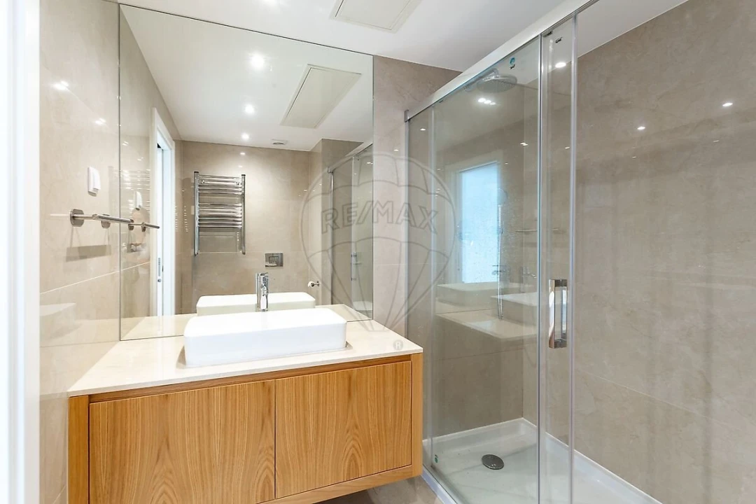 Apartamento T2 para Venda em Lumiar Foto 36