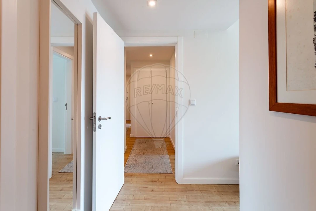Apartamento T2 para Venda em Lumiar Foto 35