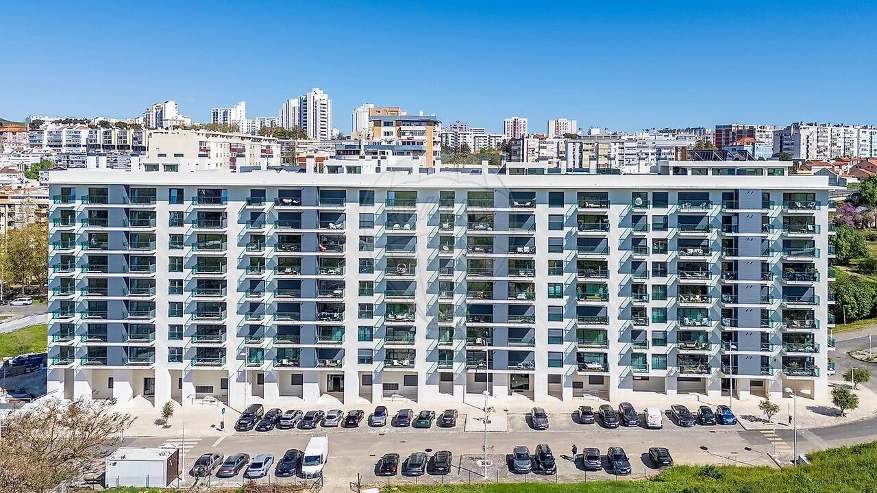 Apartamento T2 para Venda em Lumiar Foto 50