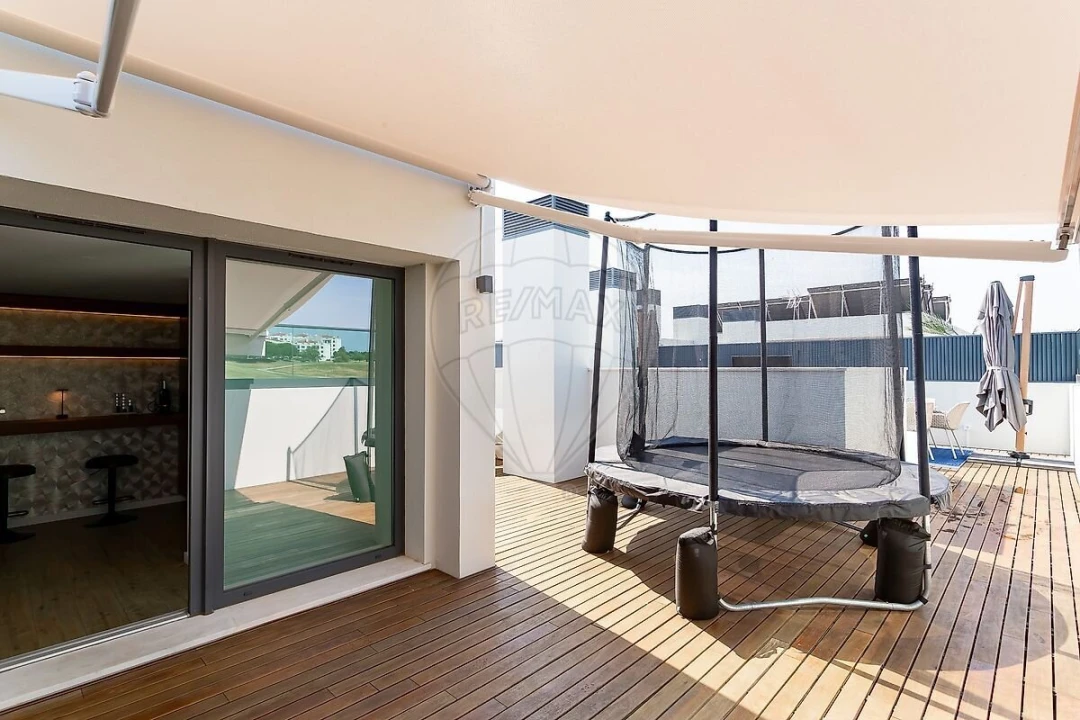Apartamento T2 para Venda em Lumiar Foto 4